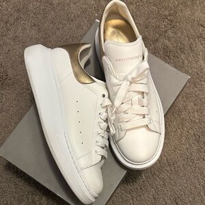 Alexander McQueen Women's Cream and Gold Sneakers